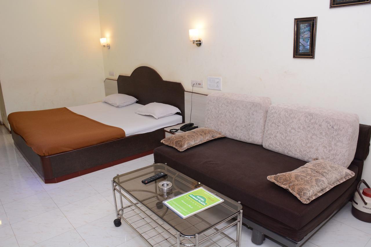 Hotel Kumar Plaza Matheran Ngoại thất bức ảnh