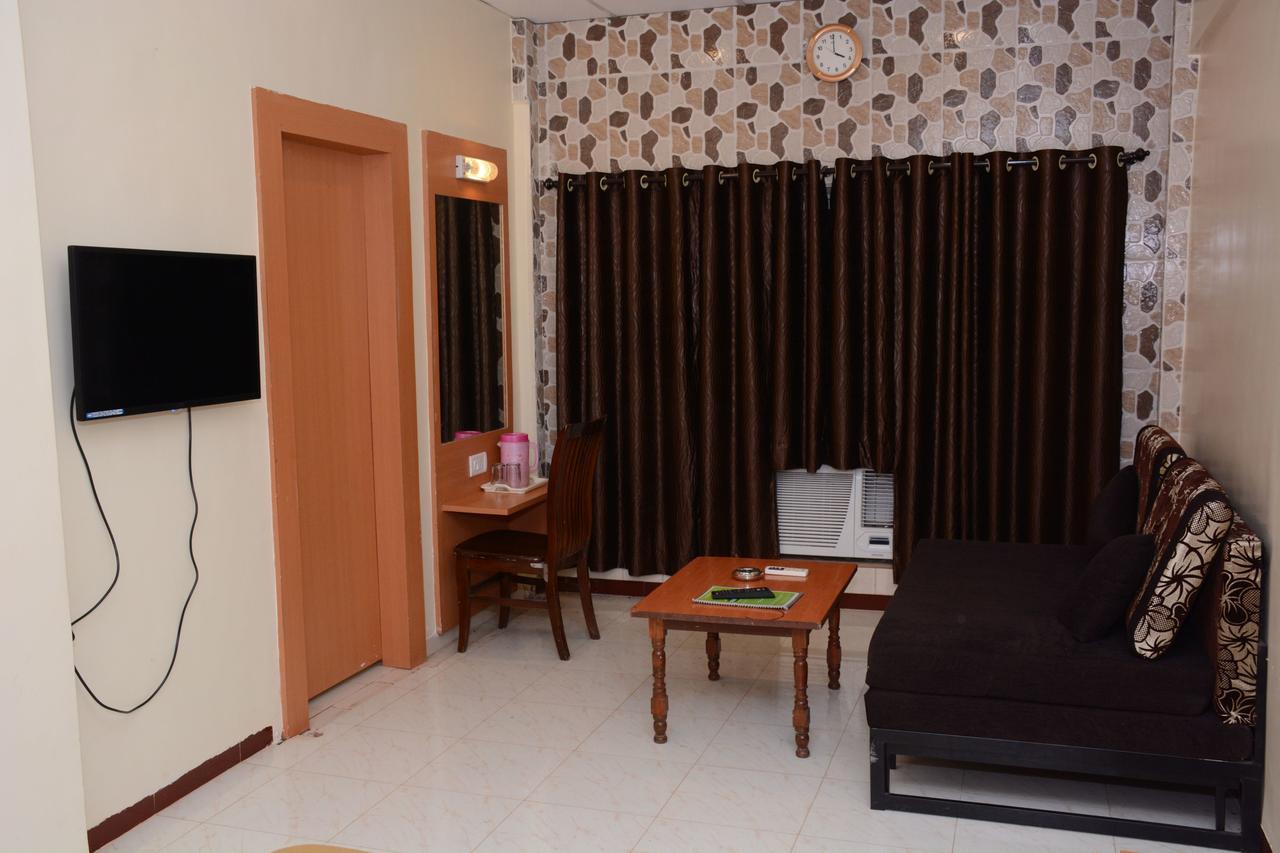 Hotel Kumar Plaza Matheran Ngoại thất bức ảnh