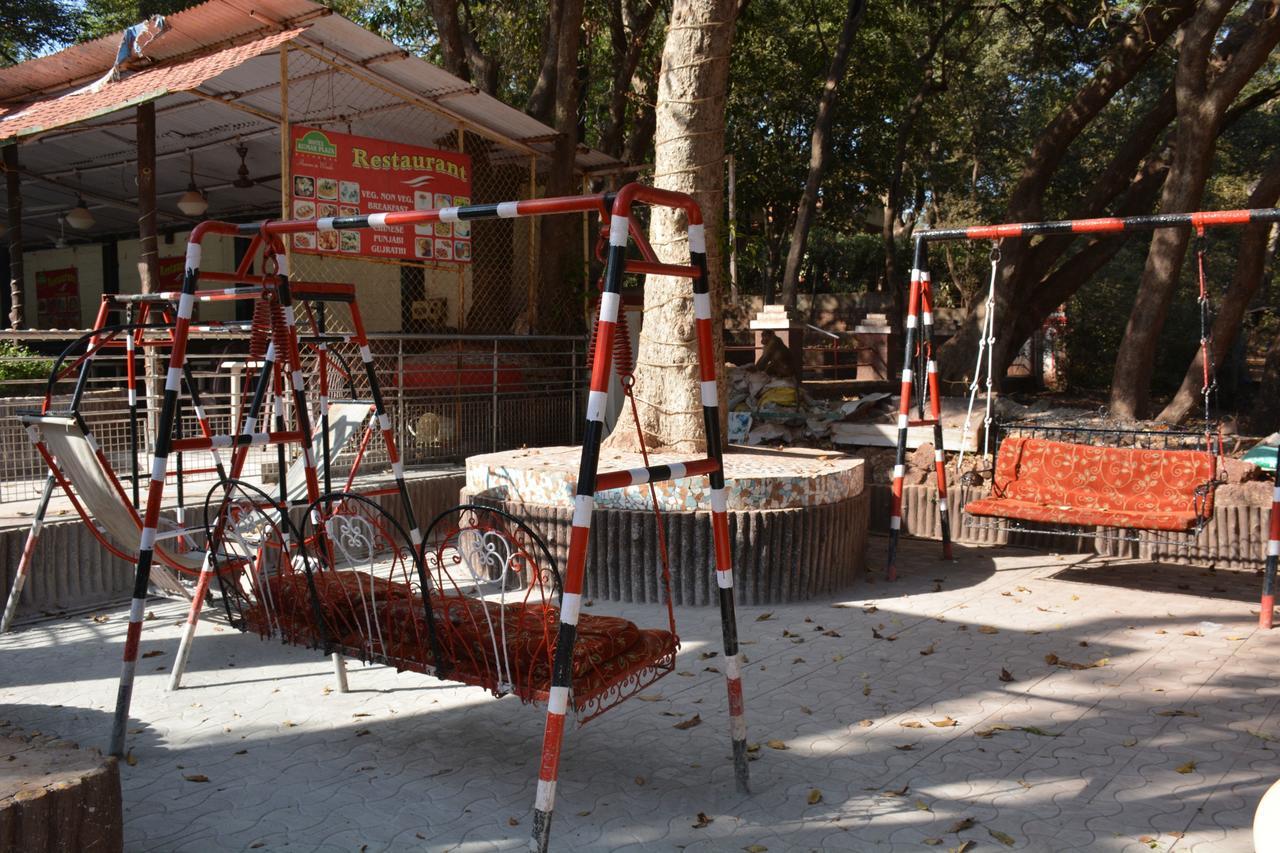 Hotel Kumar Plaza Matheran Ngoại thất bức ảnh